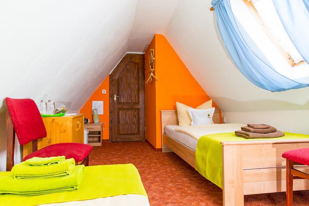 Kraeuterhotel Garni Zur Klostergrotte Nohra  Eksteriør billede