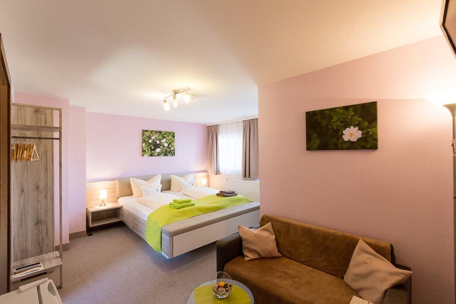 Kraeuterhotel Garni Zur Klostergrotte Nohra  Eksteriør billede